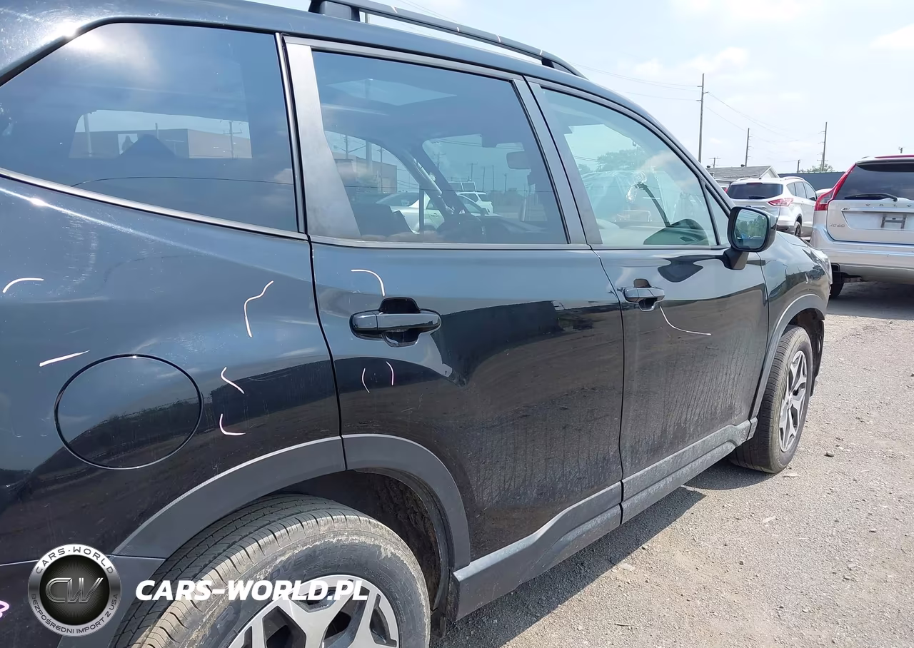 2020 Subaru Forester Premium VIN:JF2SKAGC3LH603119 - 22