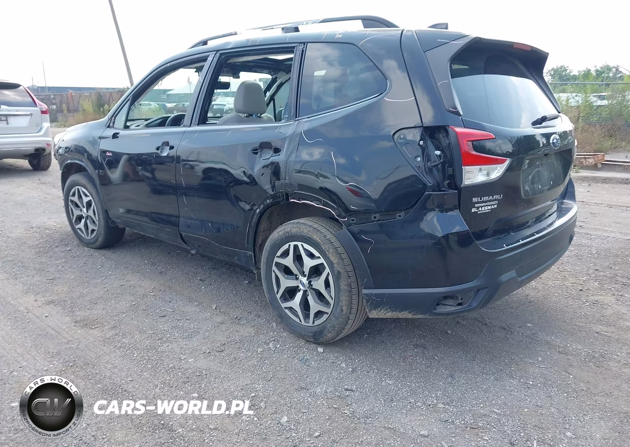 2020 Subaru Forester Premium VIN:JF2SKAGC3LH603119 - 3