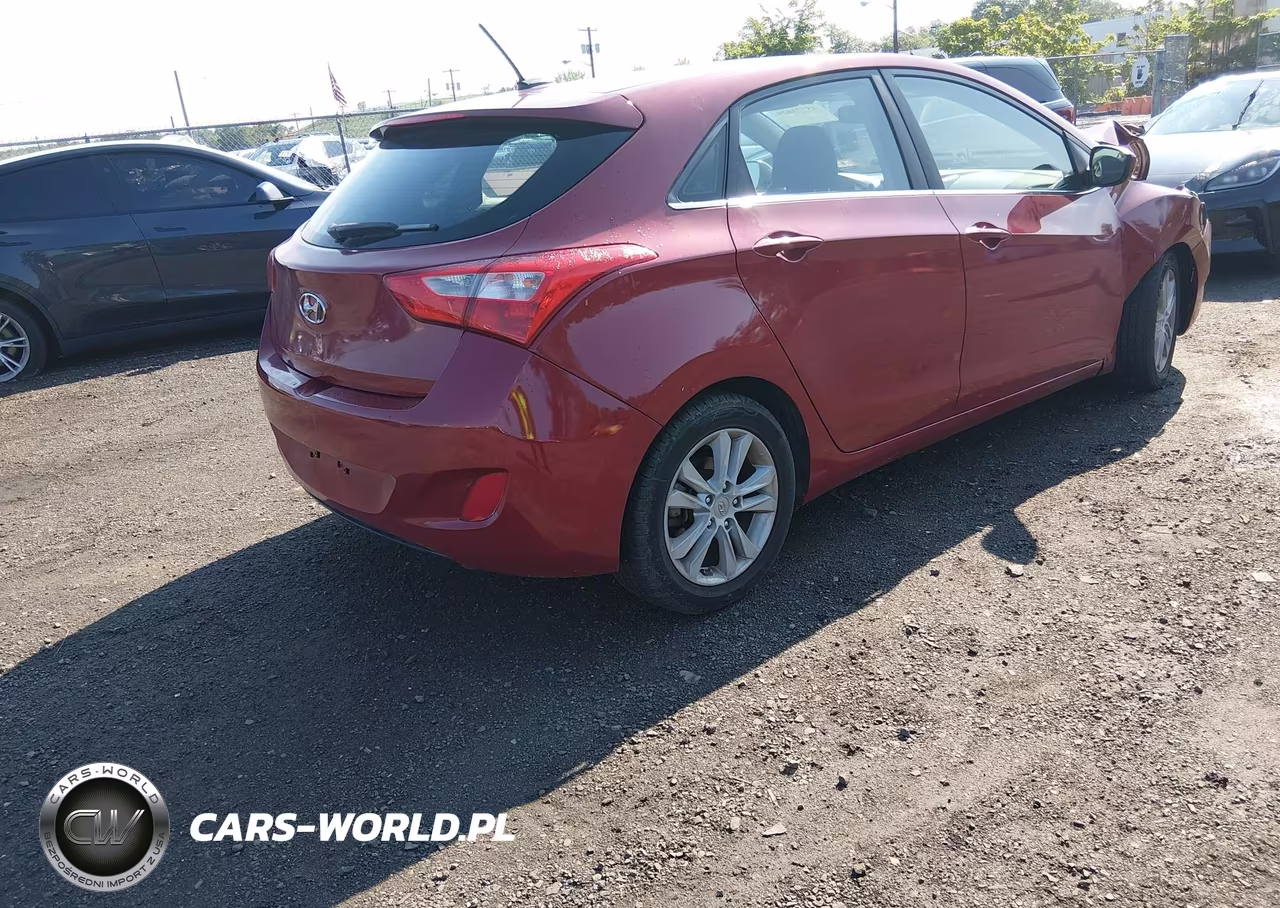 2015 Hyundai Elantra Gt VIN:KMHD35LH9FU235288 - 4