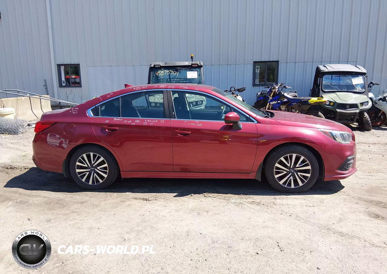 2018 Subaru Legacy 2.5I Premium VIN:4S3BNAC6XJ3036701 - 13