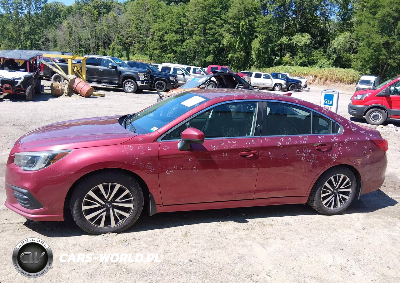 2018 Subaru Legacy 2.5I Premium VIN:4S3BNAC6XJ3036701 - 14