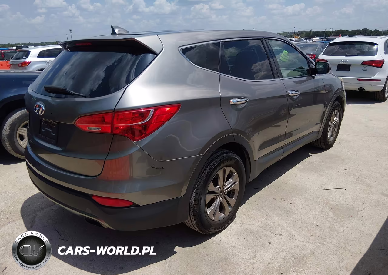2016 Hyundai Santa Fe Sport 2.4L VIN:5XYZT3LB0GG352884 - 4