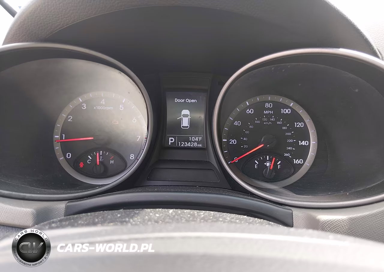 2016 Hyundai Santa Fe Sport 2.4L VIN:5XYZT3LB0GG352884 - 7