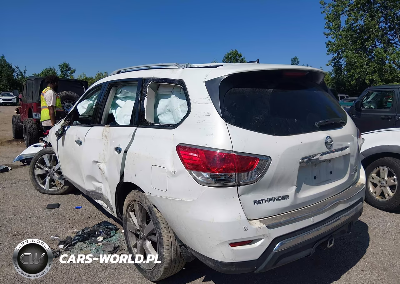 2014 Nissan Pathfinder Platinum VIN:5N1AR2MM4EC714928 - 3