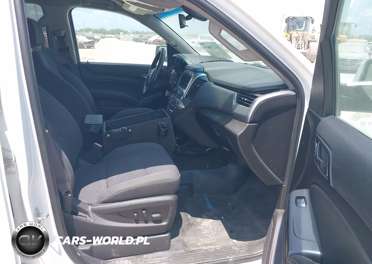 2017 Chevrolet Tahoe Commercial VIN:1GNLCDEC4HR173601 - 5