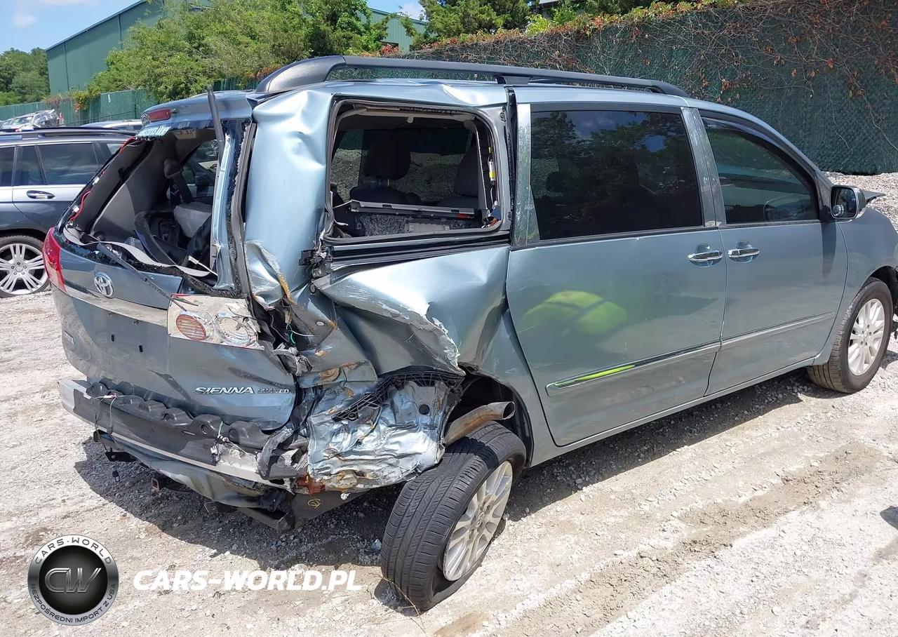 2010 Toyota Sienna Limited VIN:5TDYK4CC0AS332125 - 4