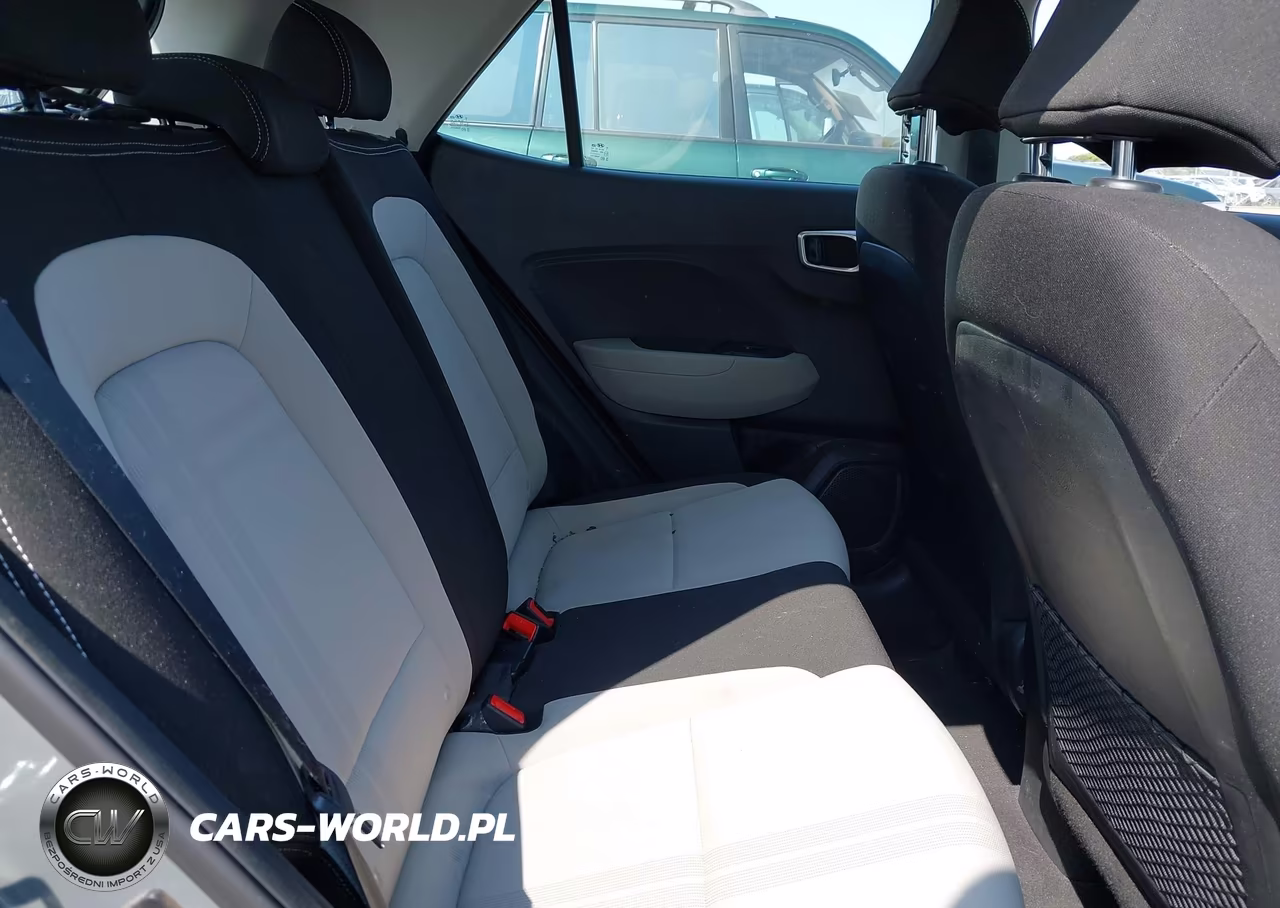 2020 Hyundai Venue Sel VIN:KMHRC8A33LU015574 - 8