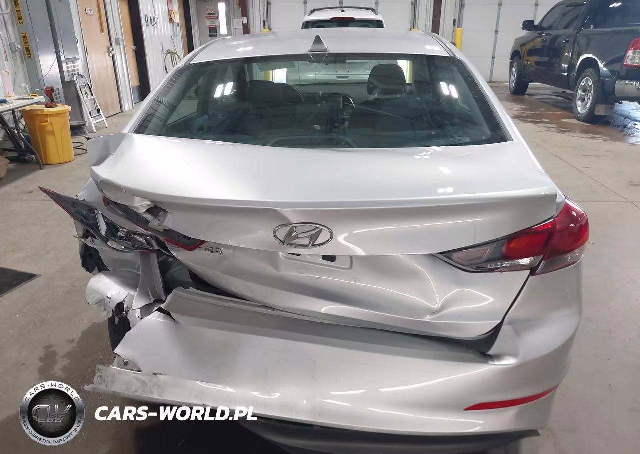 2018 Hyundai Elantra Sel VIN:5NPD84LFXJH231056 - 17