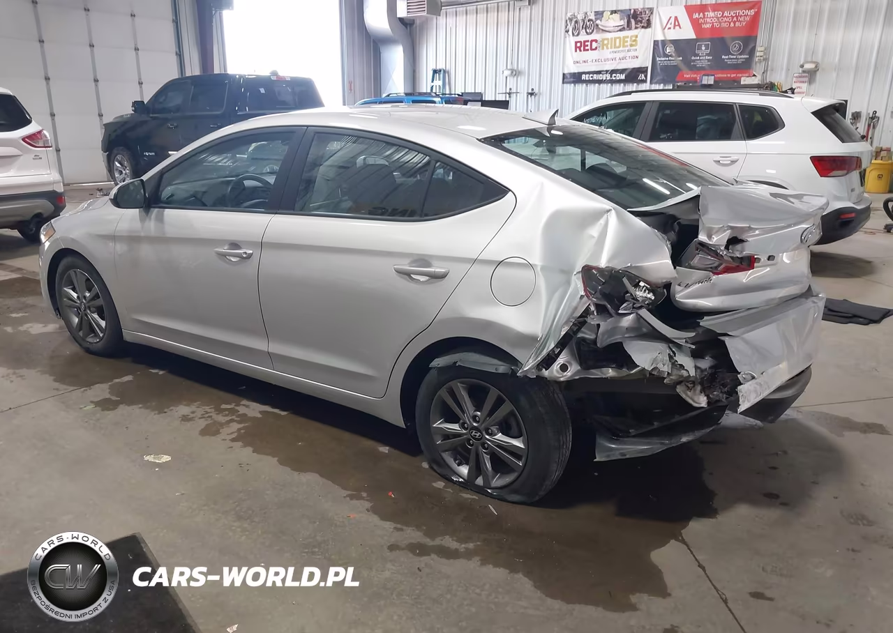 2018 Hyundai Elantra Sel VIN:5NPD84LFXJH231056 - 3