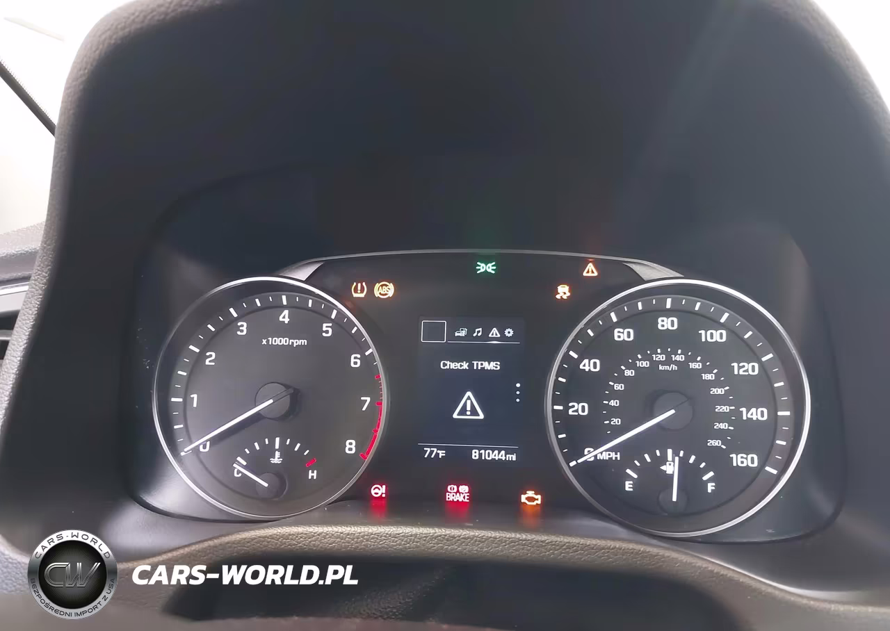 2018 Hyundai Elantra Sel VIN:5NPD84LFXJH231056 - 7