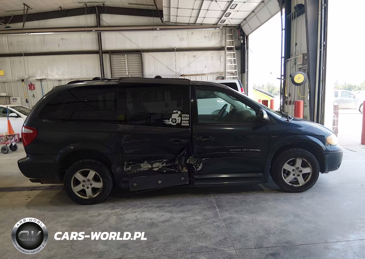 2007 Dodge Grand Caravan Sxt VIN:2D4GP44L87R270859 - 13