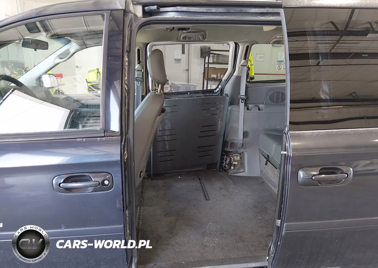 2007 Dodge Grand Caravan Sxt VIN:2D4GP44L87R270859 - 8