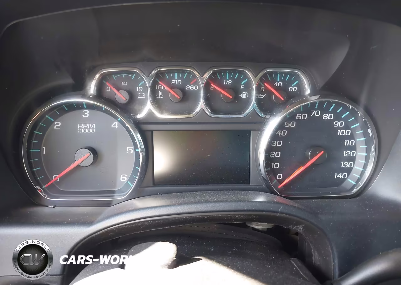 2018 Chevrolet Silverado 1500 1Lt VIN:3GCUKREC4JG390102 - 7