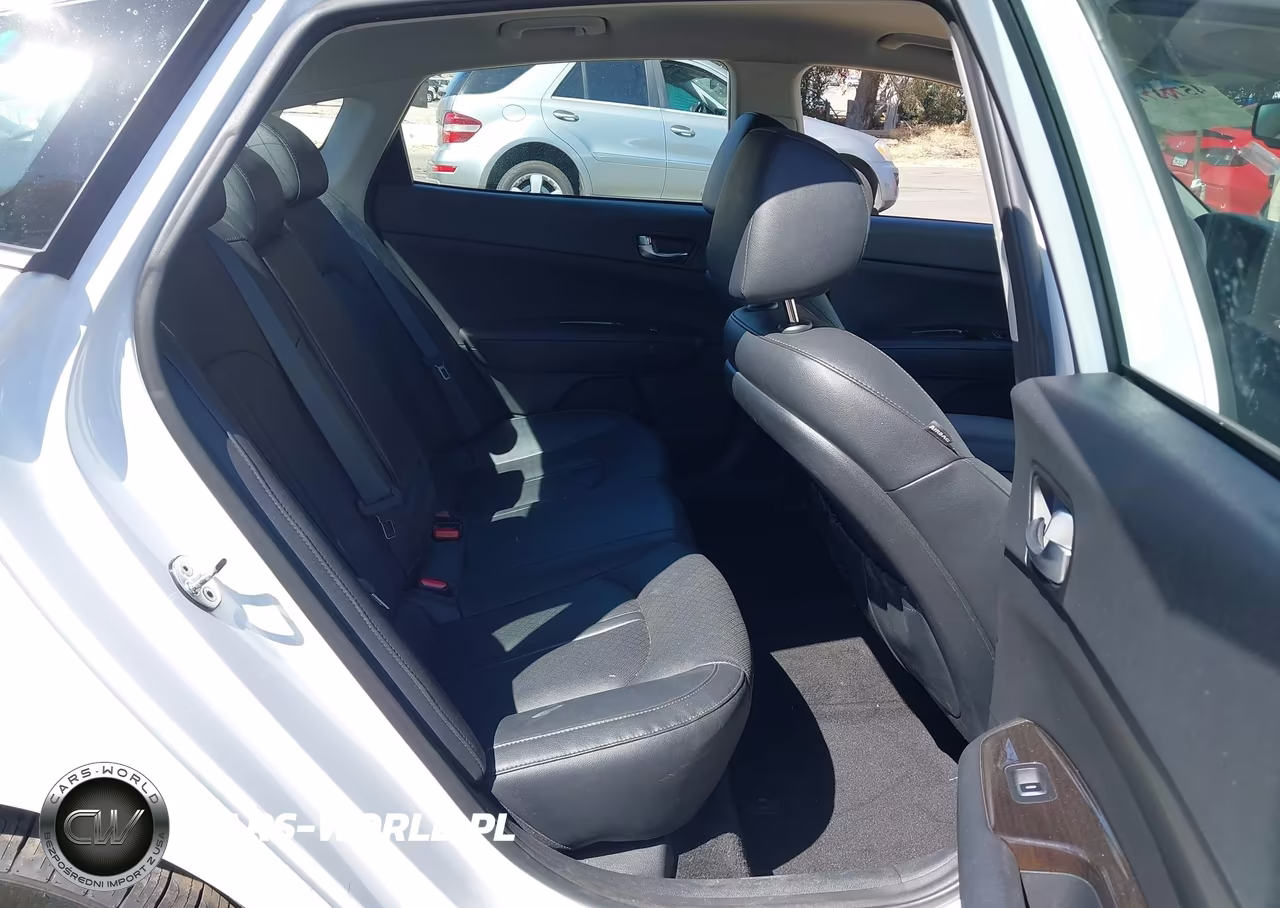 2020 Kia Optima Ex VIN:5XXGU4L18LG408070 - 8