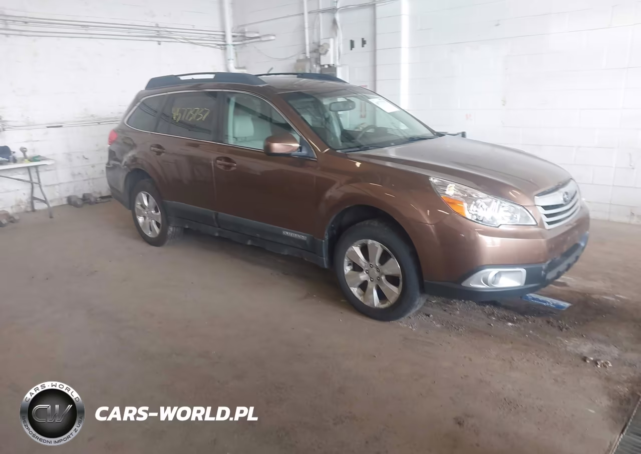 2011 Subaru Outback 3.6R Limited – zdjęcie 1 z 11