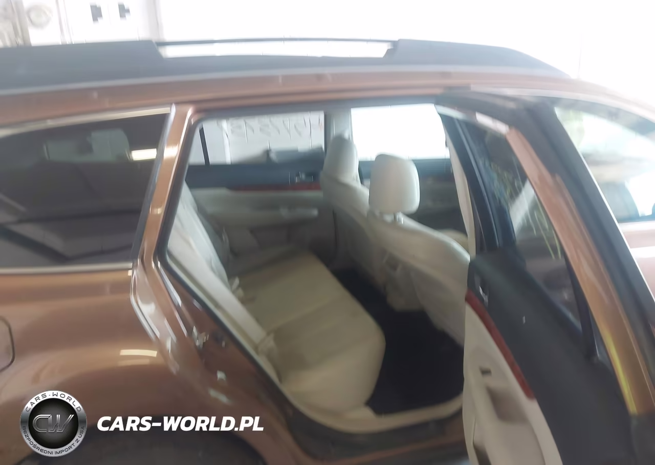 2011 Subaru Outback 3.6R Limited VIN:4S4BRELC3B2351103 - 8
