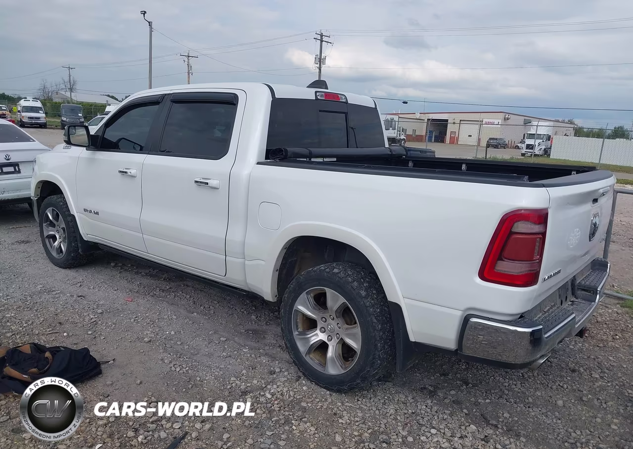2019 Ram 1500 Laramie VIN:1C6SRFJT9KN615699 - 3