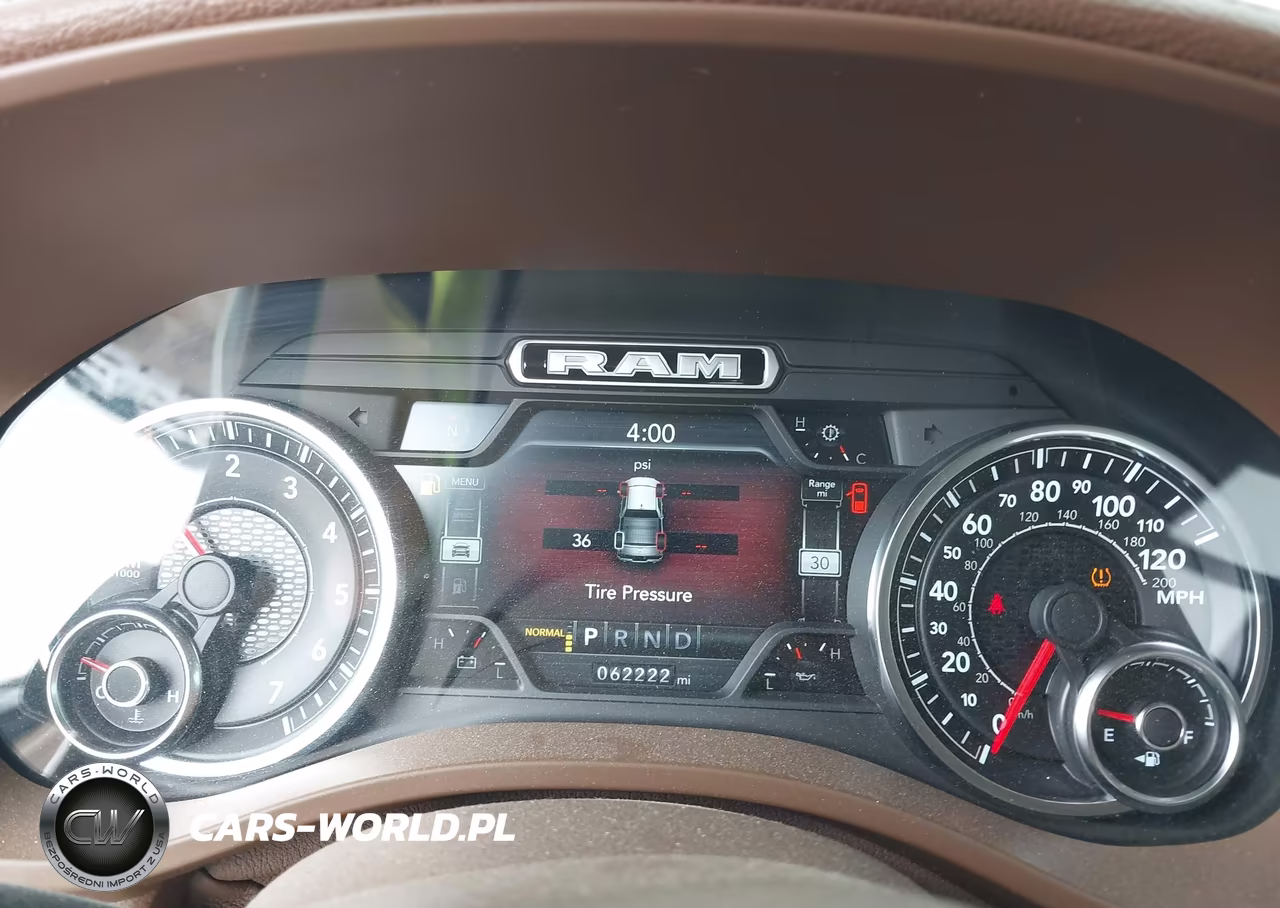 2019 Ram 1500 Laramie VIN:1C6SRFJT9KN615699 - 7