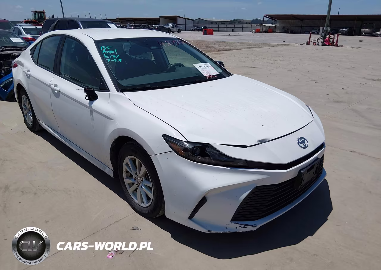 2025 Toyota Camry Le – zdjęcie 1 z 19