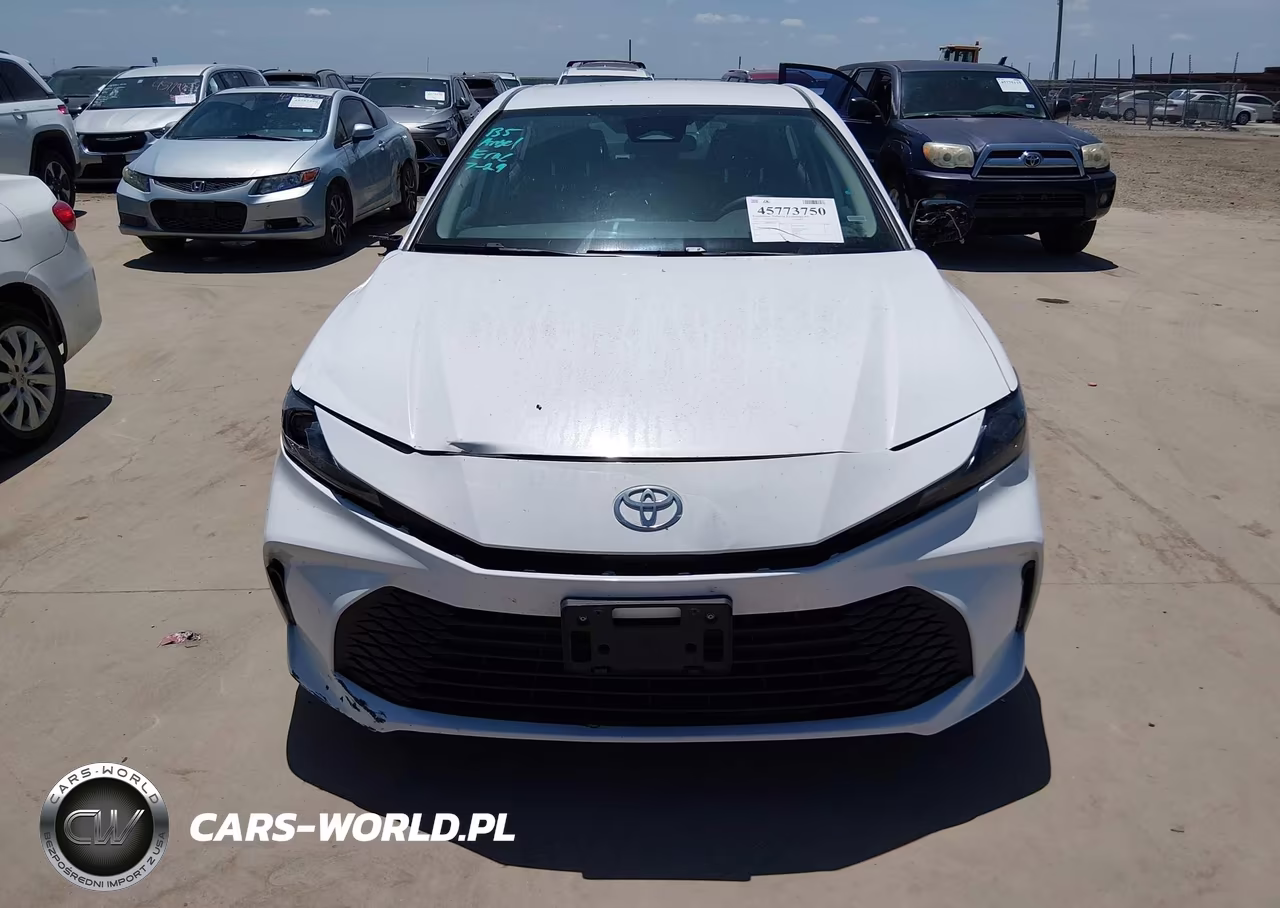 2025 Toyota Camry Le VIN:4T1DAACK6SU122547 - 13