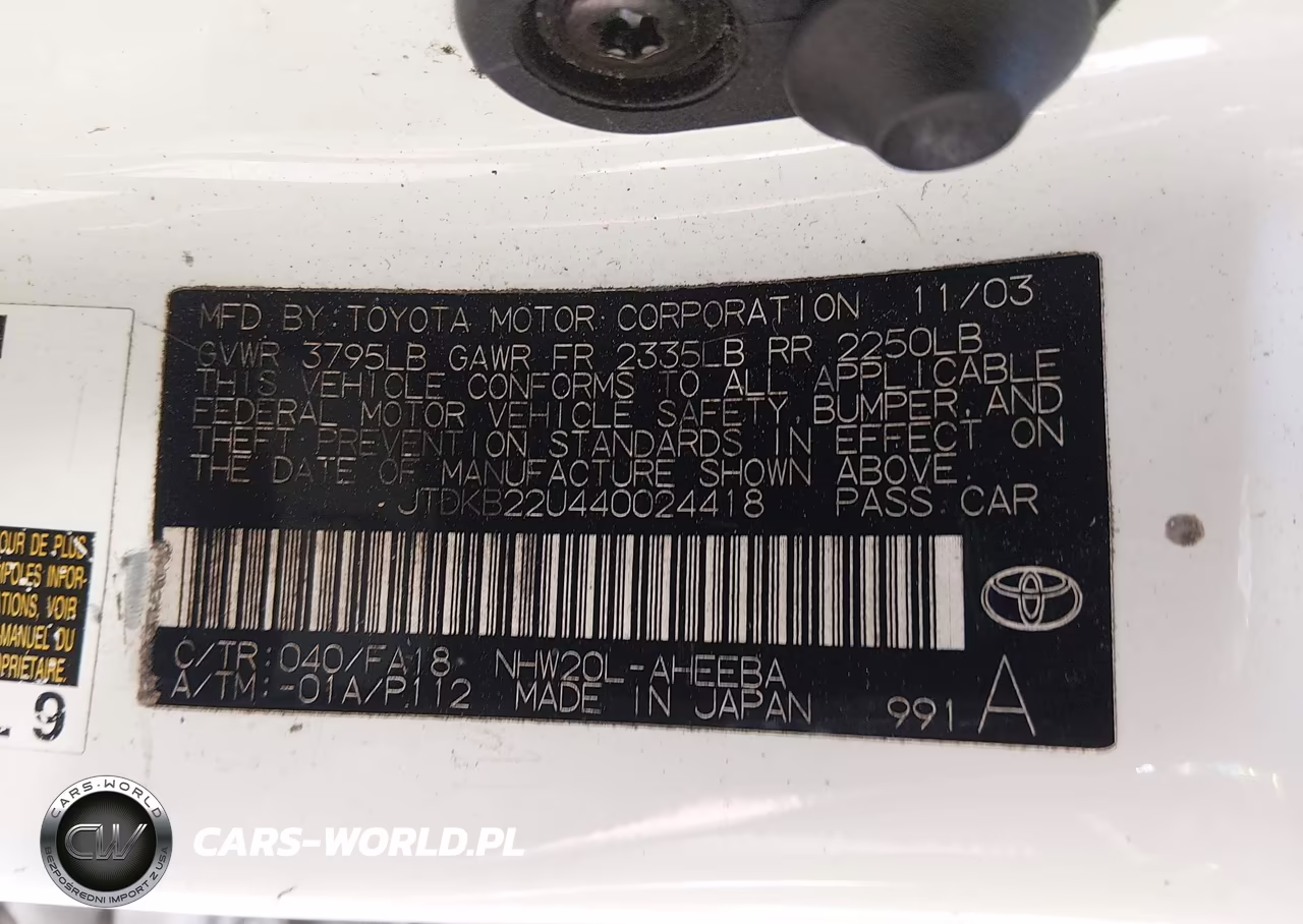 2004 Toyota Prius VIN:JTDKB22U440024418 - 9