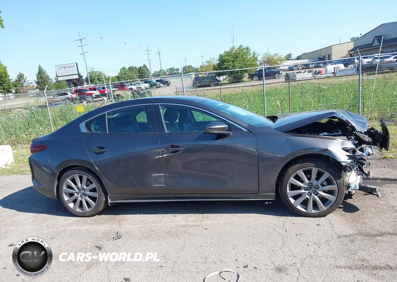 2021 Mazda Mazda3 Preferred VIN:3MZBPBCL2MM251799 - 14