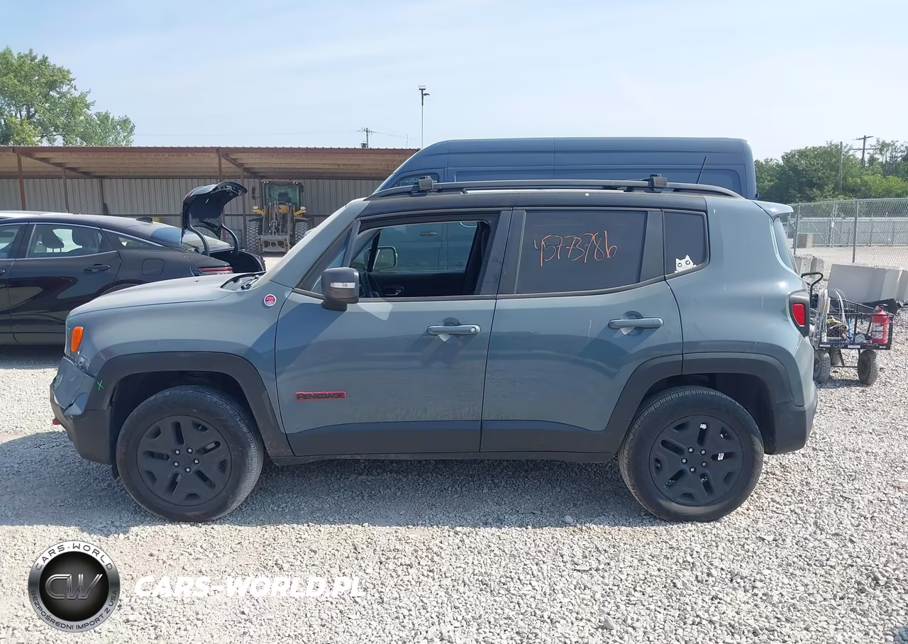 2018 Jeep Renegade Trailhawk 4X4 VIN:ZACCJBCBXJPH83794 - 15