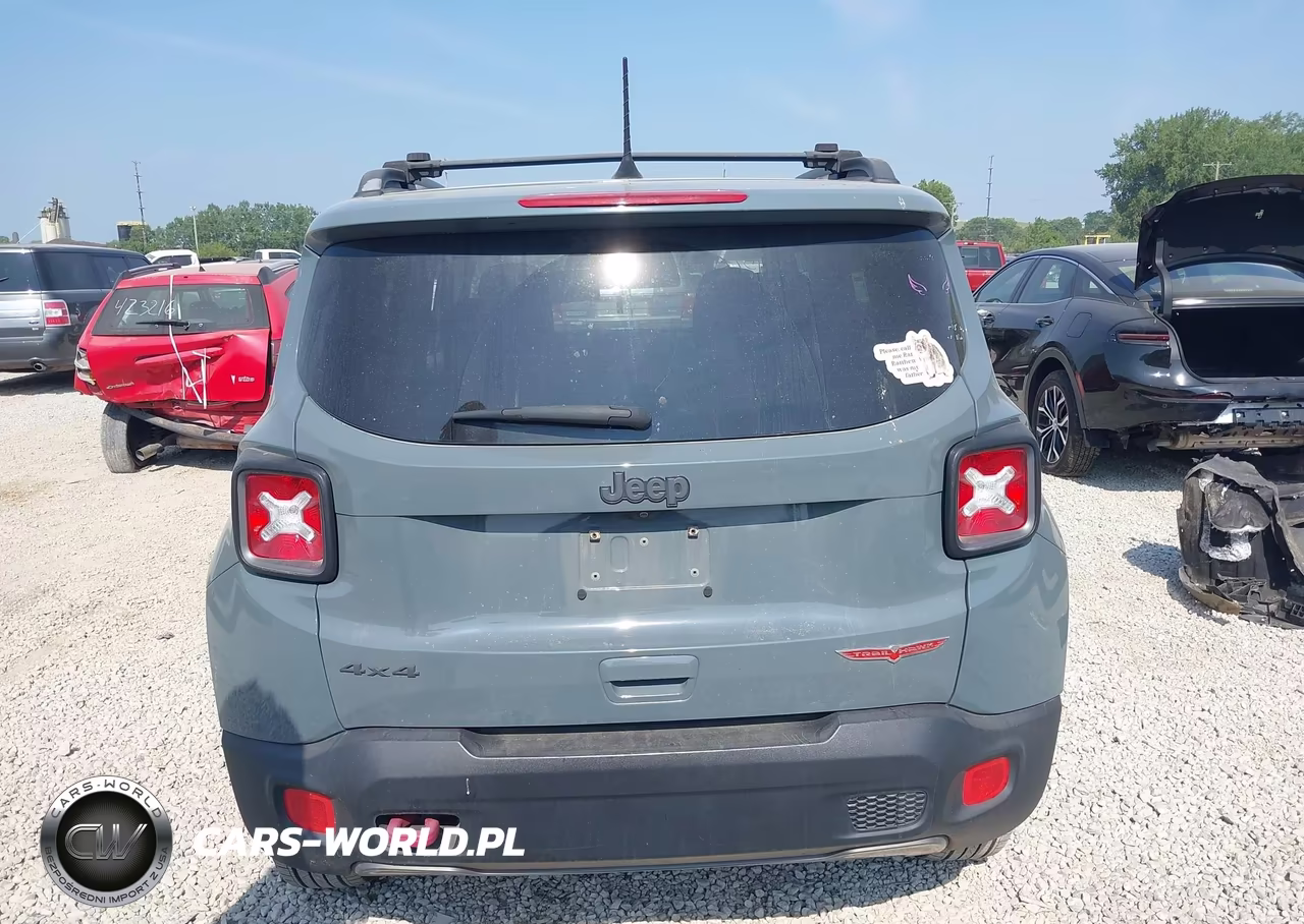 2018 Jeep Renegade Trailhawk 4X4 VIN:ZACCJBCBXJPH83794 - 17