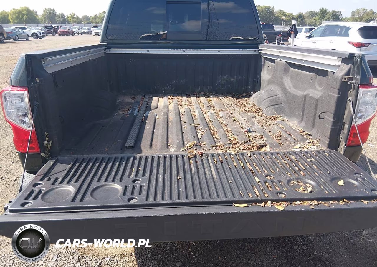 2019 Nissan Titan Platinum Reserve VIN:1N6AA1E52KN518867 - 17