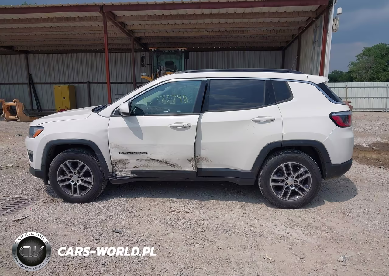 2017 Jeep New Compass Latitude 4X4 VIN:3C4NJDBB8HT666465 - 14