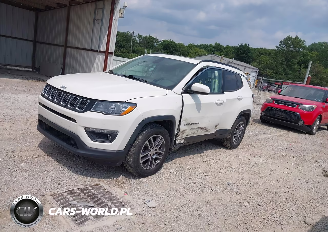 2017 Jeep New Compass Latitude 4X4 VIN:3C4NJDBB8HT666465 - 2