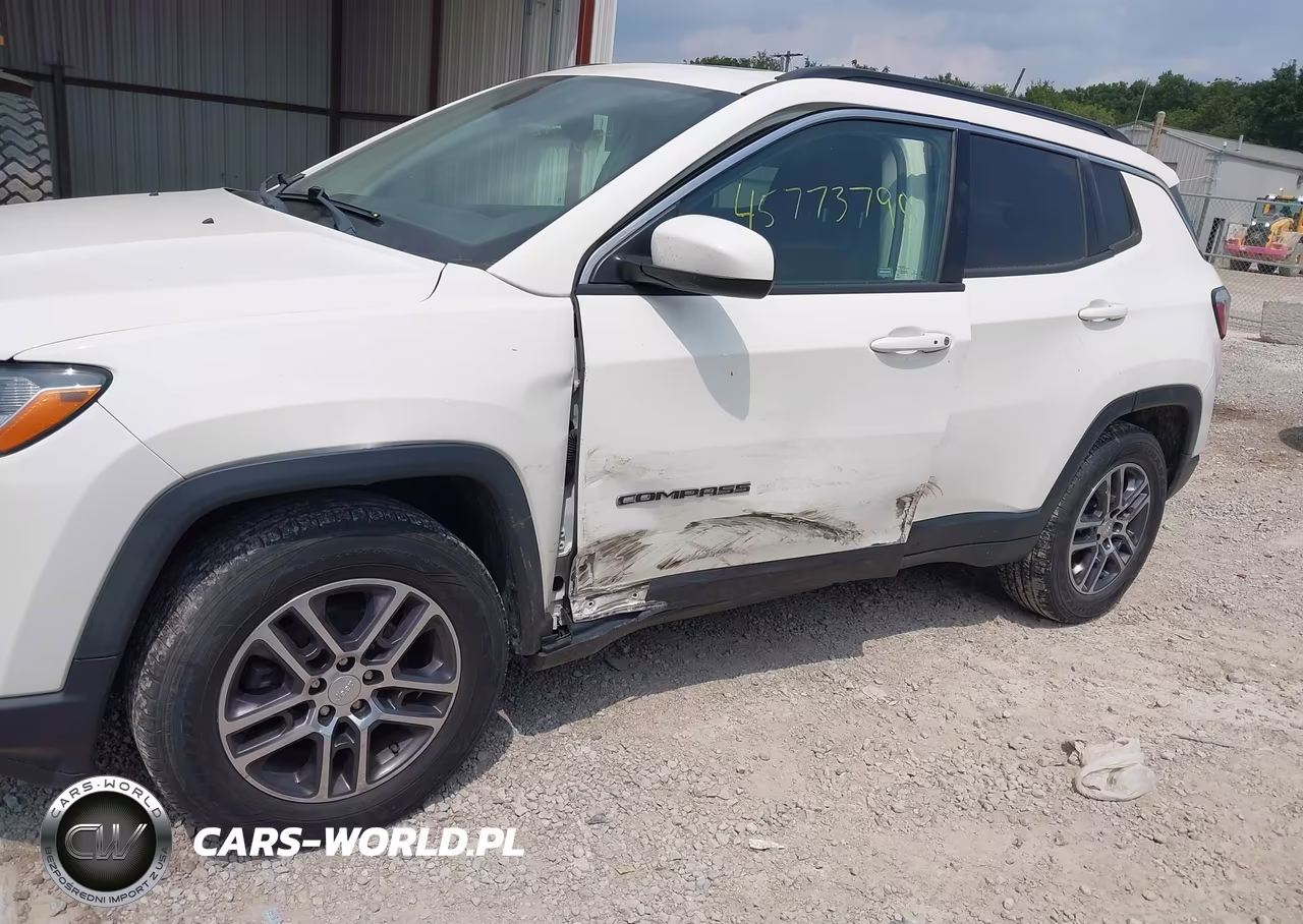 2017 Jeep New Compass Latitude 4X4 VIN:3C4NJDBB8HT666465 - 6