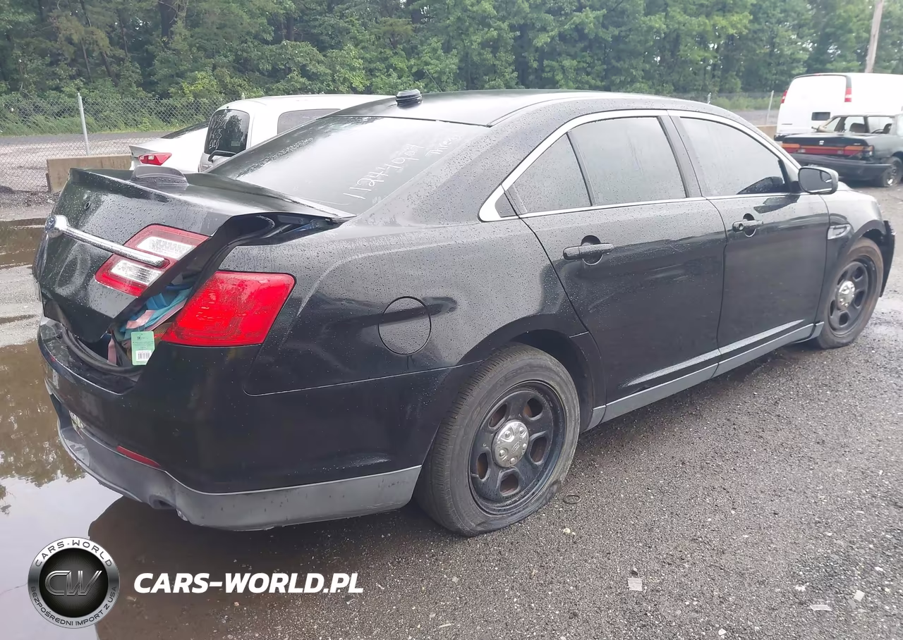 2013 Ford Police Interceptor VIN:1FAHP2M87DG227358 - 4