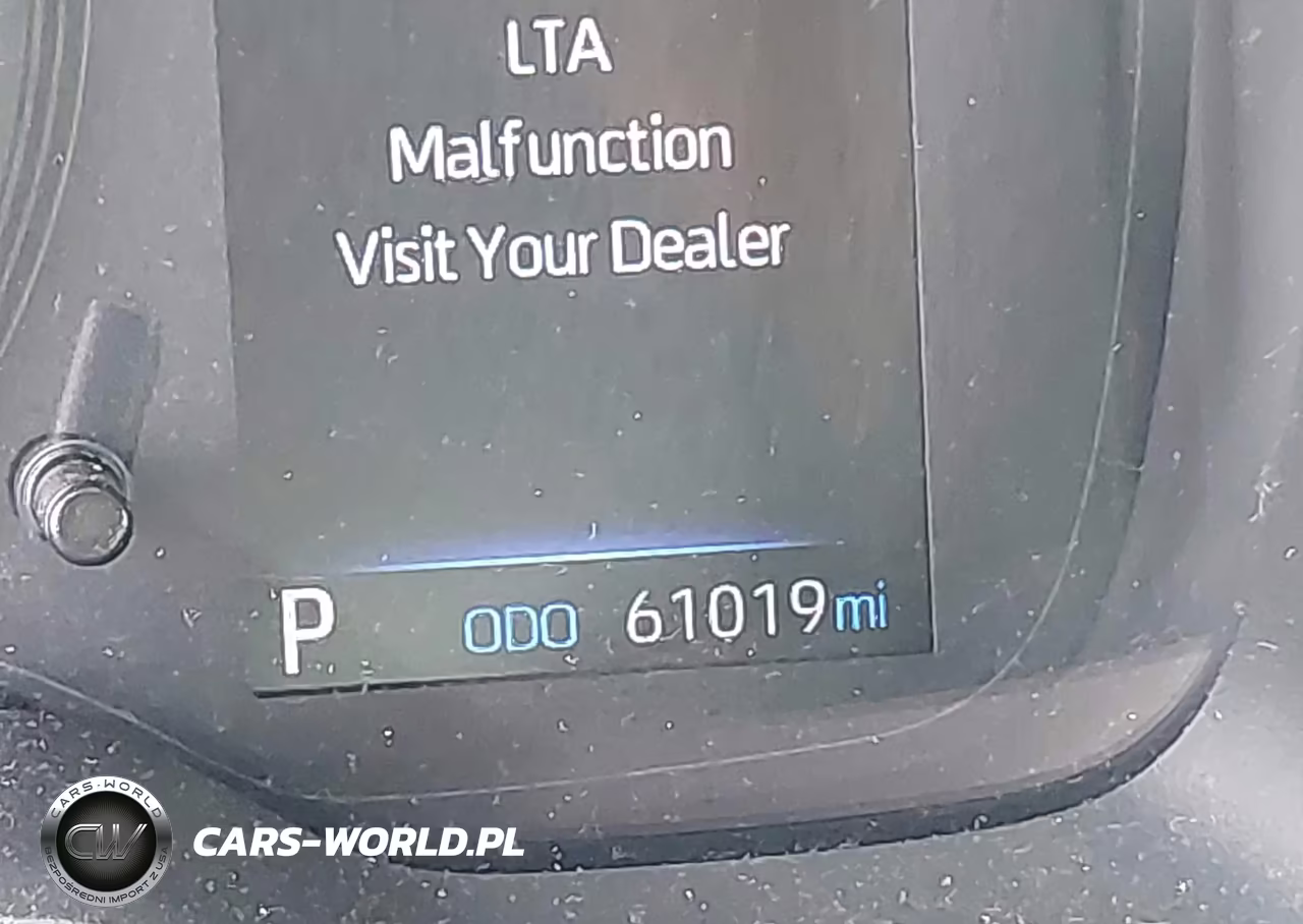 2021 Toyota Corolla Le VIN:5YFEPMAEXMP262820 - 16
