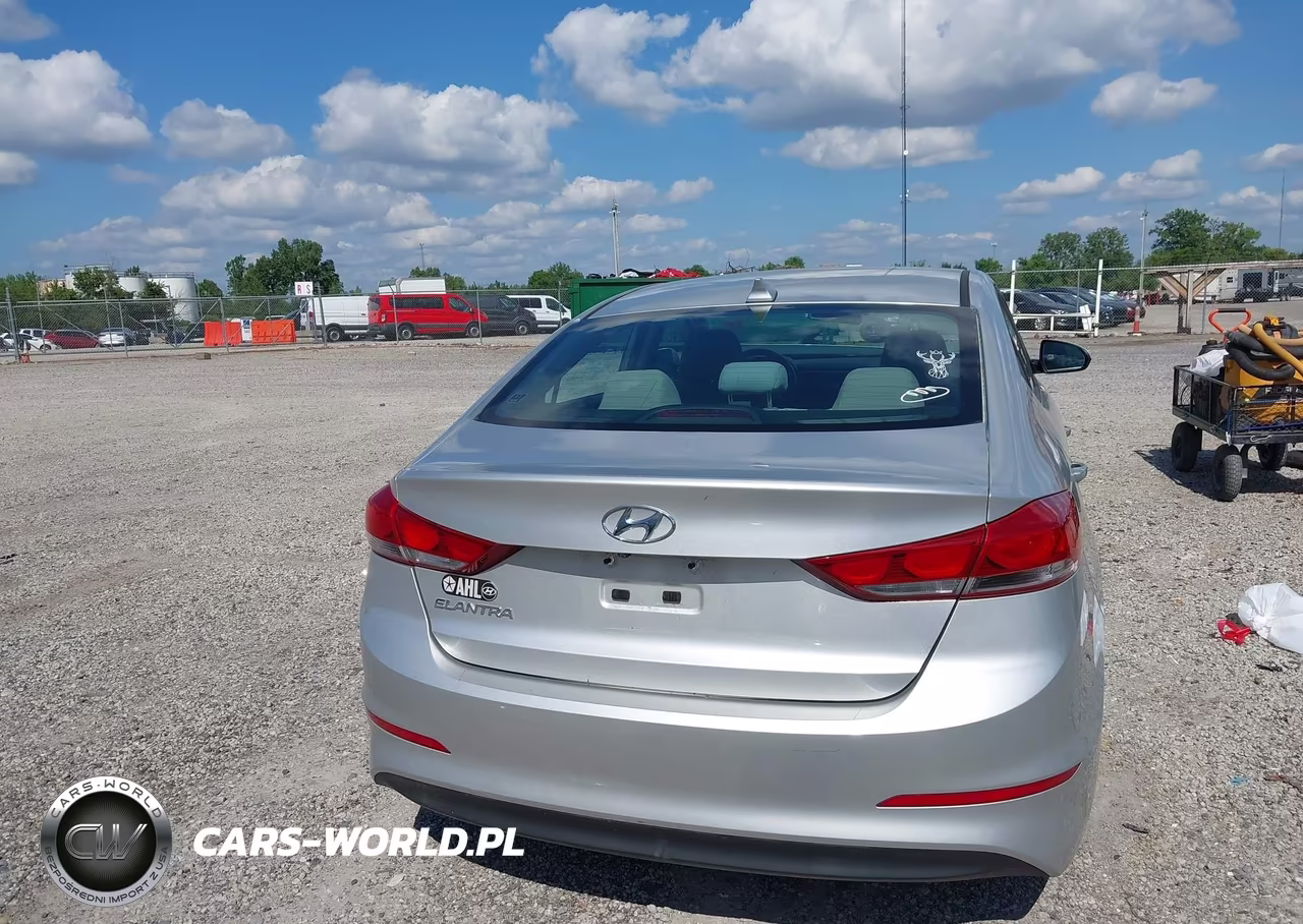 2017 Hyundai Elantra Se VIN:5NPD84LF8HH032386 - 17