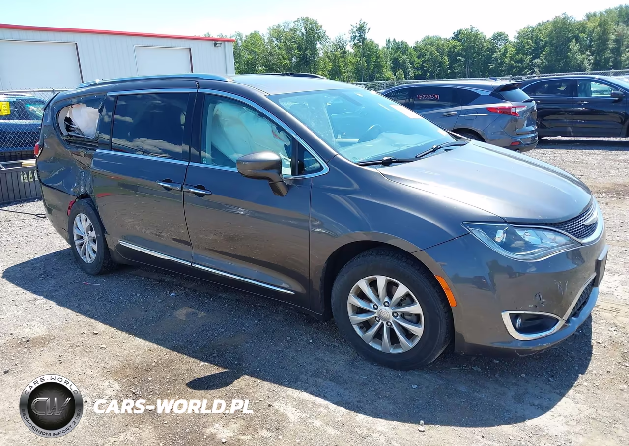 2018 Chrysler Pacifica Touring L