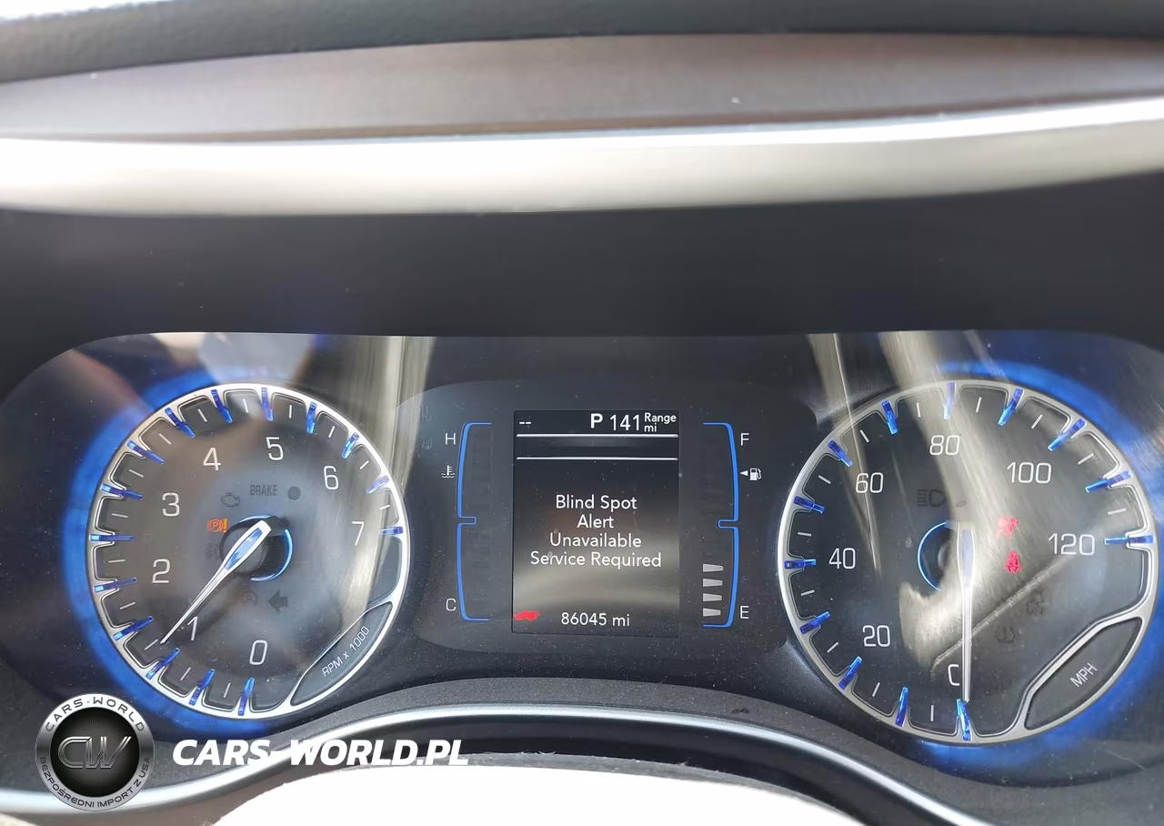 2018 Chrysler Pacifica Touring L VIN:2C4RC1BG6JR126370 - 7
