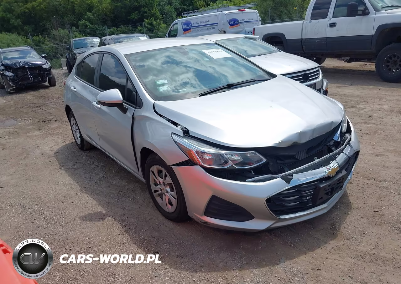 2019 Chevrolet Cruze Ls – zdjęcie 1 z 16