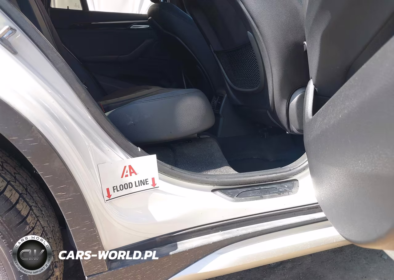2022 BMW X1 xDrive28I VIN:WBXJG9C0XN5V05766 - 6