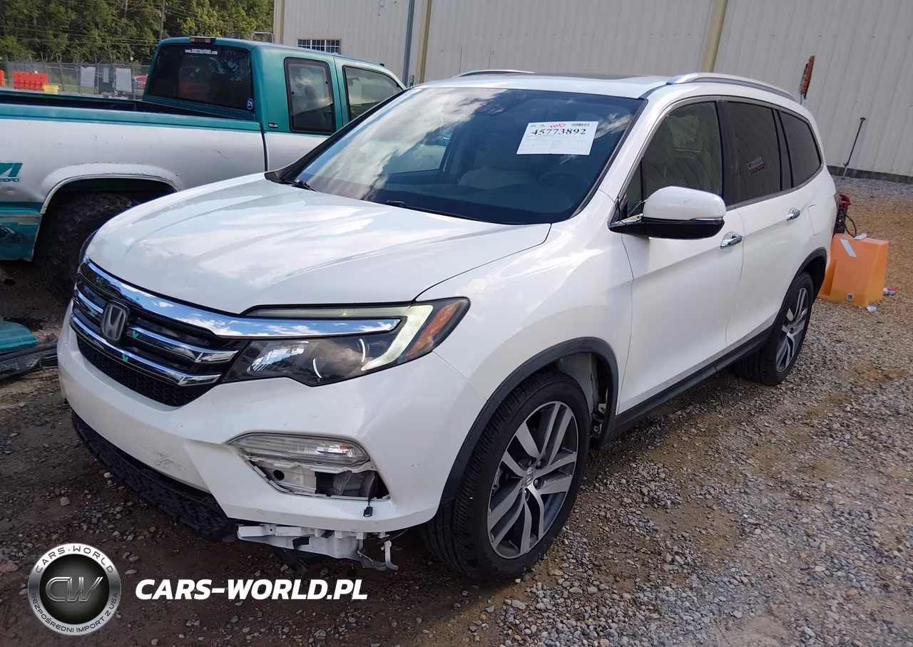 2016 Honda Pilot Touring VIN:5FNYF5H92GB038570 - 2