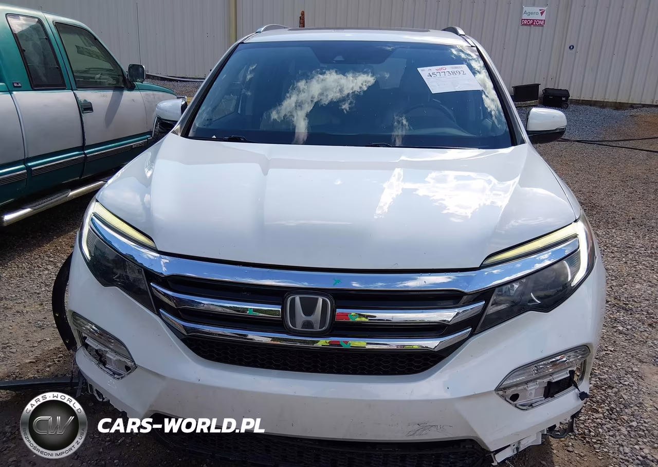 2016 Honda Pilot Touring VIN:5FNYF5H92GB038570 - 6
