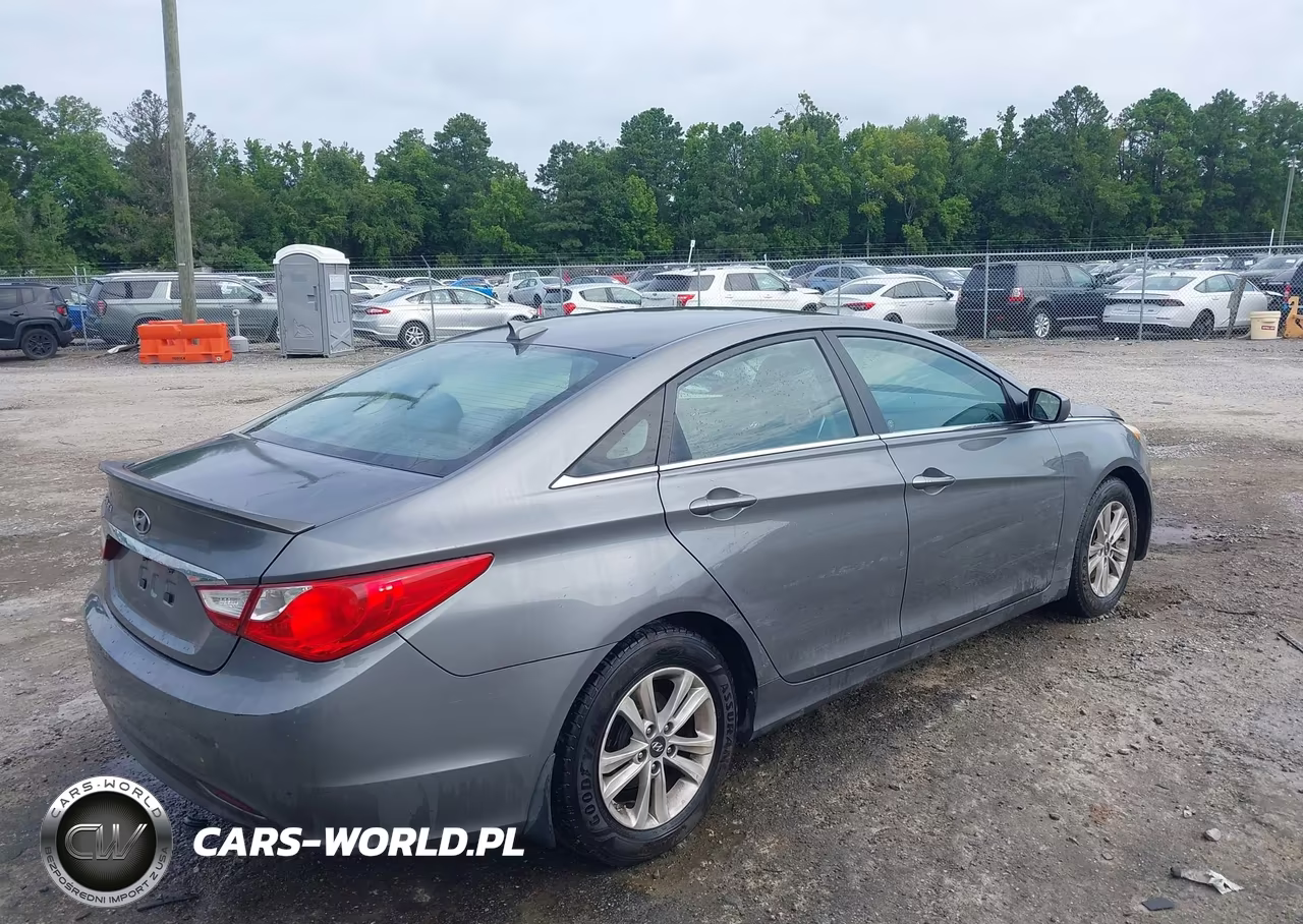 2013 Hyundai Sonata Gls VIN:5NPEB4AC4DH533722 - 4