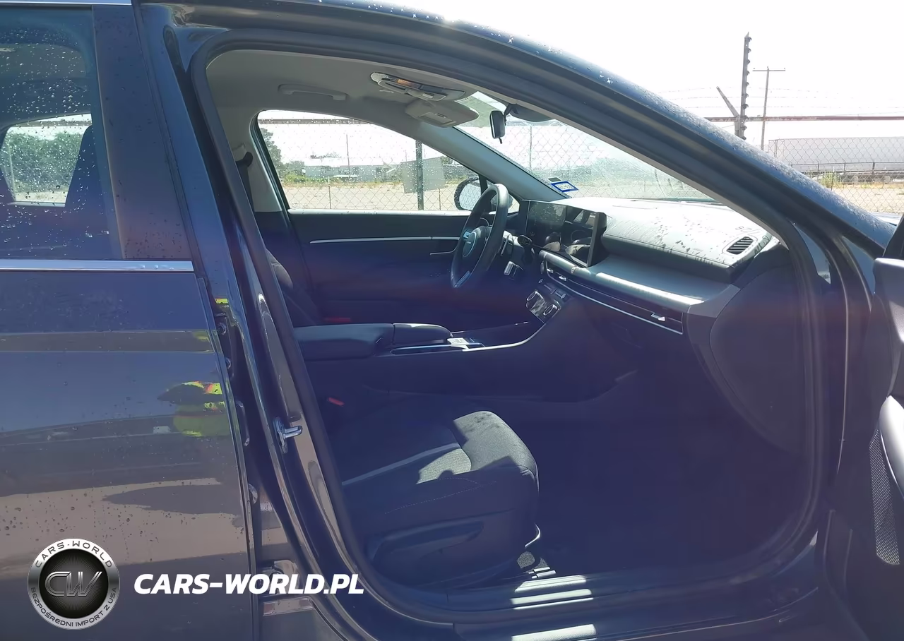 2026 Hyundai Sonata Hybrid Blue VIN:KMHL24JJ1TA164728 - 5