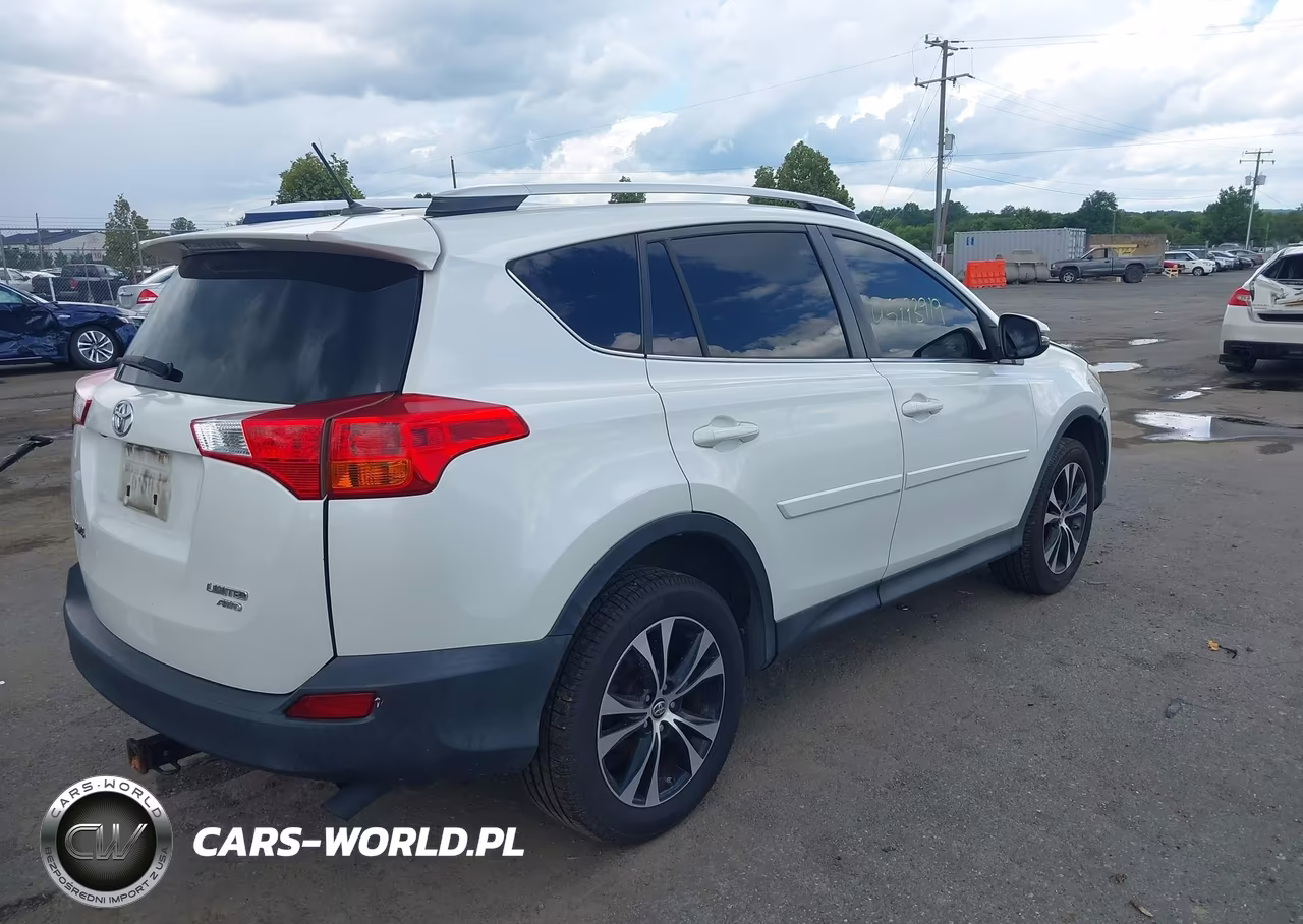 2015 Toyota Rav4 Limited VIN:JTMDFREV8FD127878 - 4