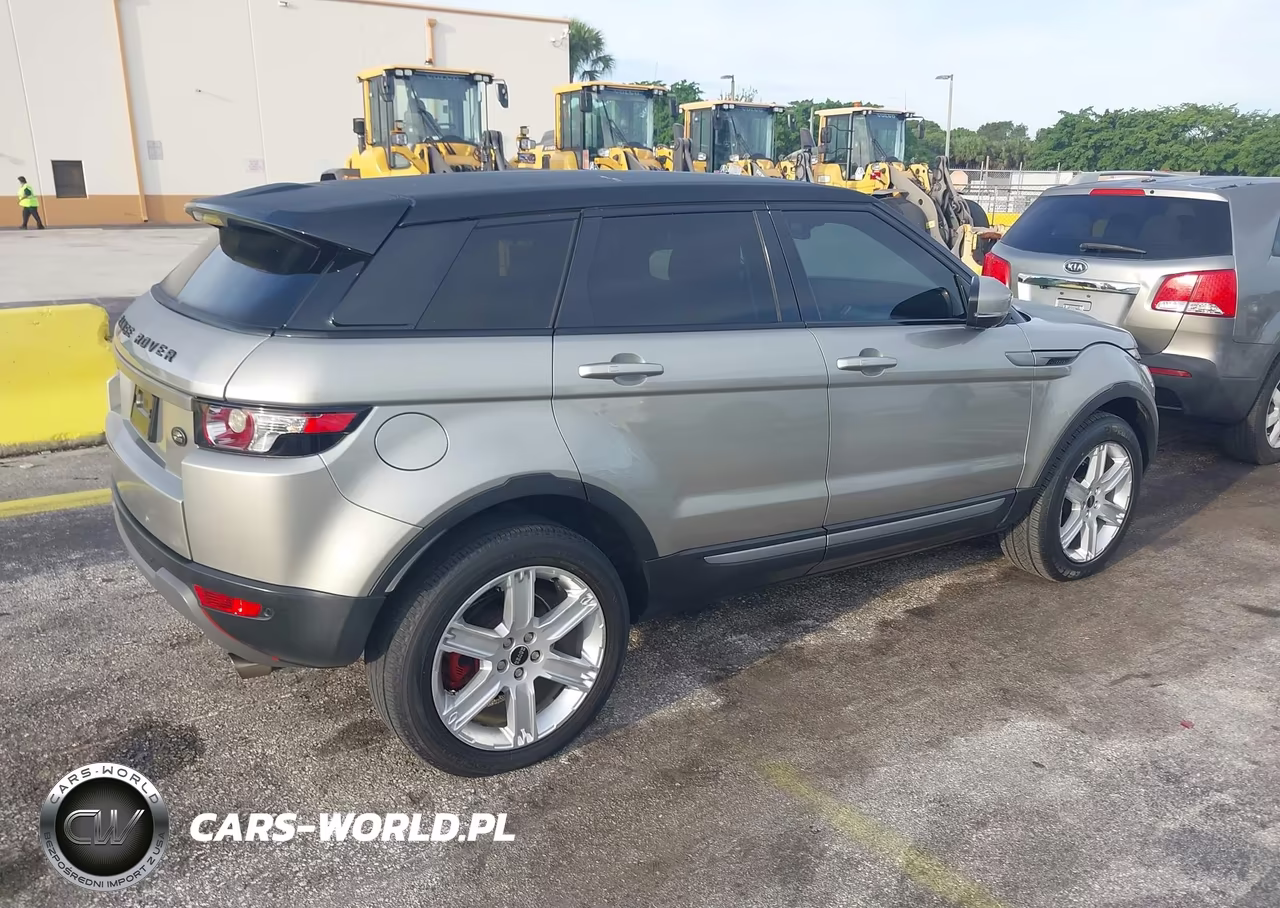 2012 Land Rover Range Rover Evoque Pure Plus VIN:SALVR2BG7CH618352 - 4