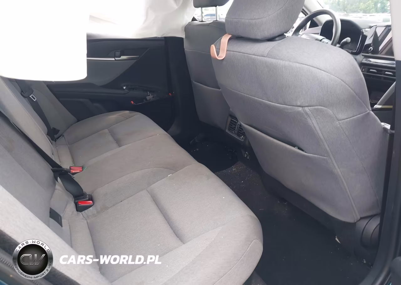 2025 Toyota Camry Le VIN:4T1DAACK8SU197234 - 8