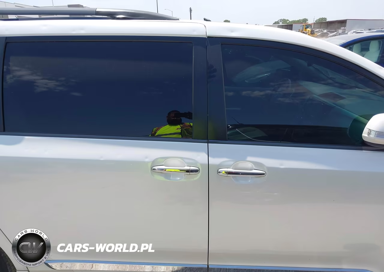 2014 Toyota Sienna Limited V6 7 Passenger VIN:5TDYK3DC1ES415058 - 13