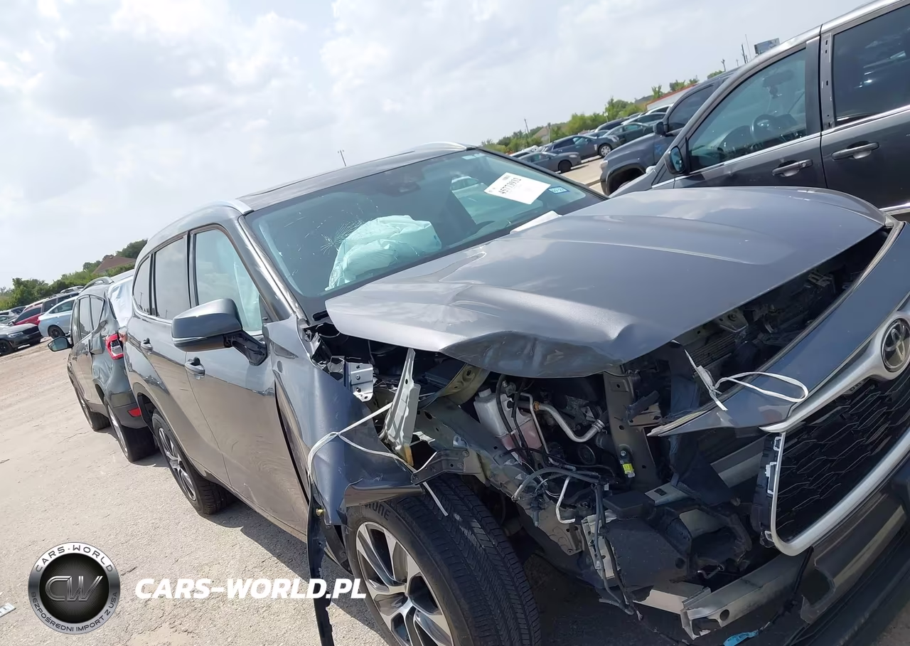 2021 Toyota Highlander Xle – zdjęcie 1 z 16