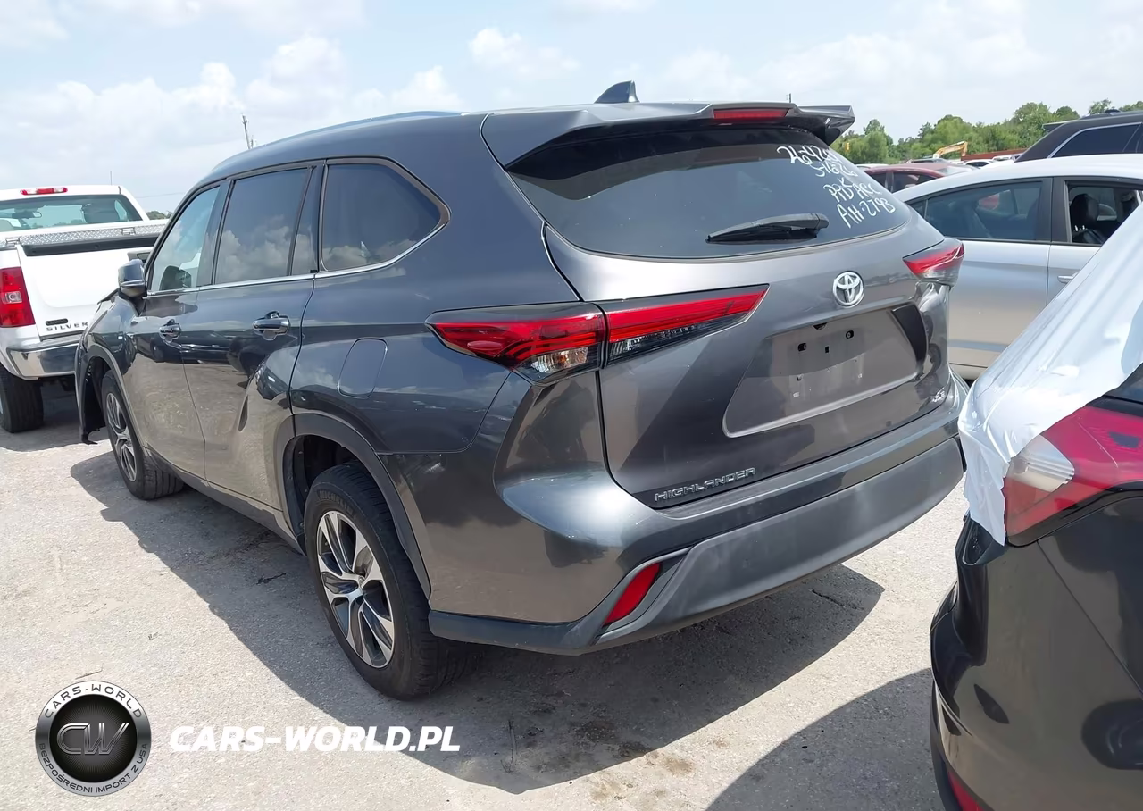 2021 Toyota Highlander Xle VIN:5TDGZRAH5MS529315 - 3
