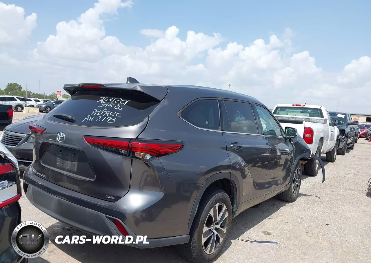2021 Toyota Highlander Xle VIN:5TDGZRAH5MS529315 - 4